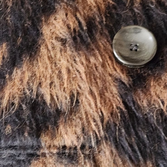 Vintage MaxMara Original Alpaca Fur and Virgin Wool Coat - Picture 7 of 10